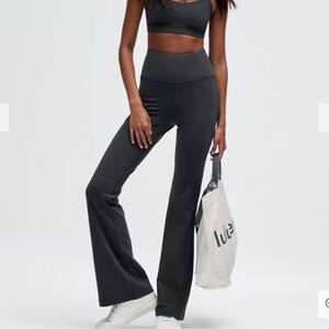 Lululemon Groove Super-High-Rise Flared Pant Nulu